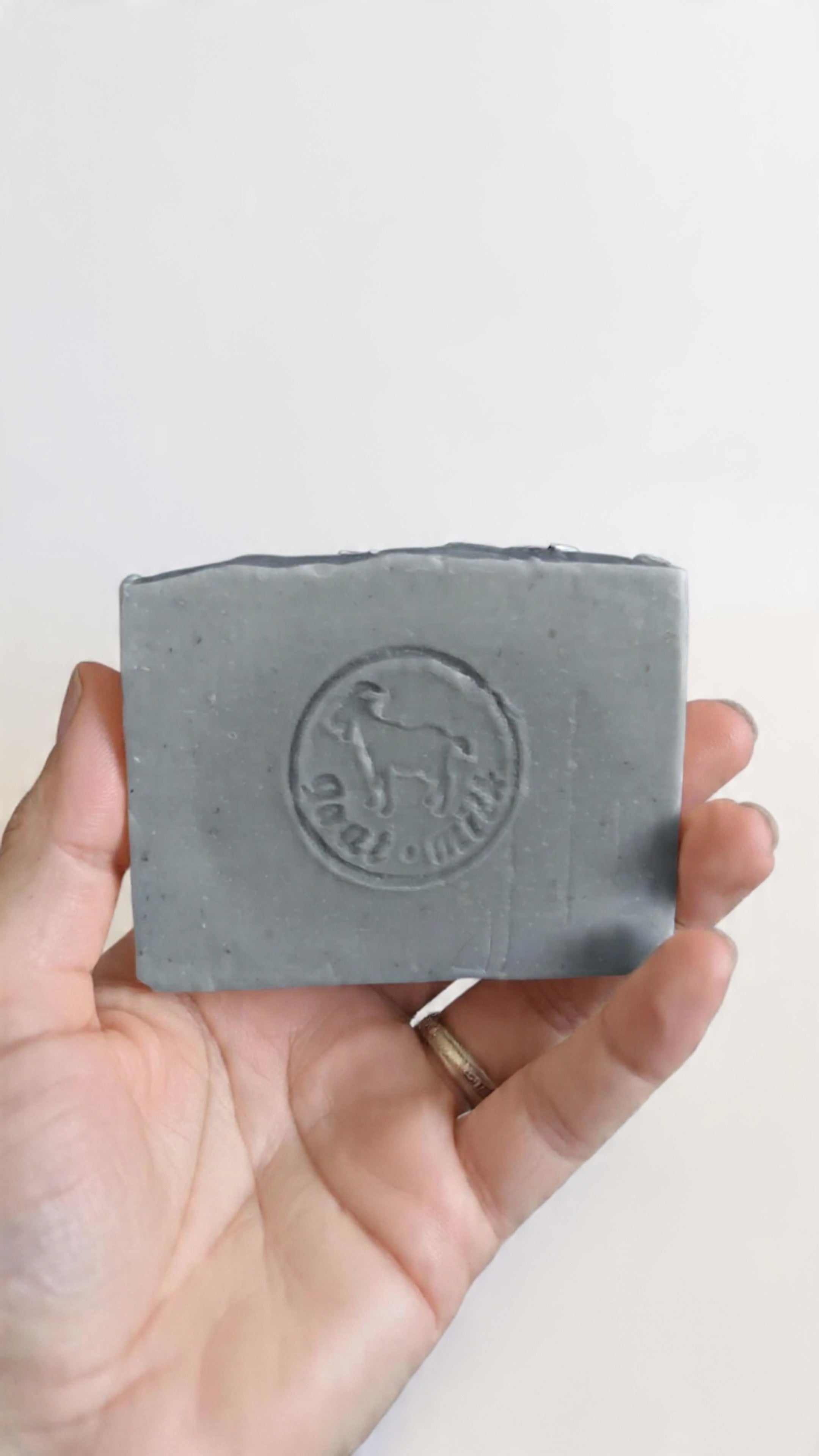 Farm Fresh Bergamot with Jasmine, Cedar and Frankincense make this soap a hit!  Perfect harmony and balance.